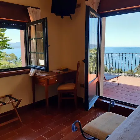 Rustico Punta Uia Πανσιόν