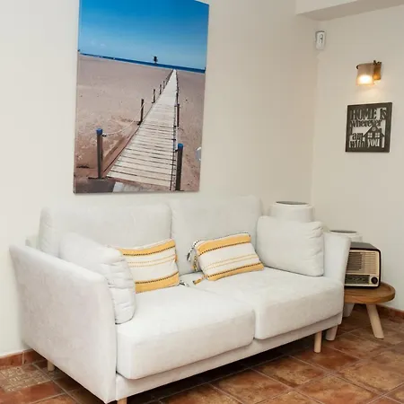 Πανσιόν Rustico Punta Uia 2*